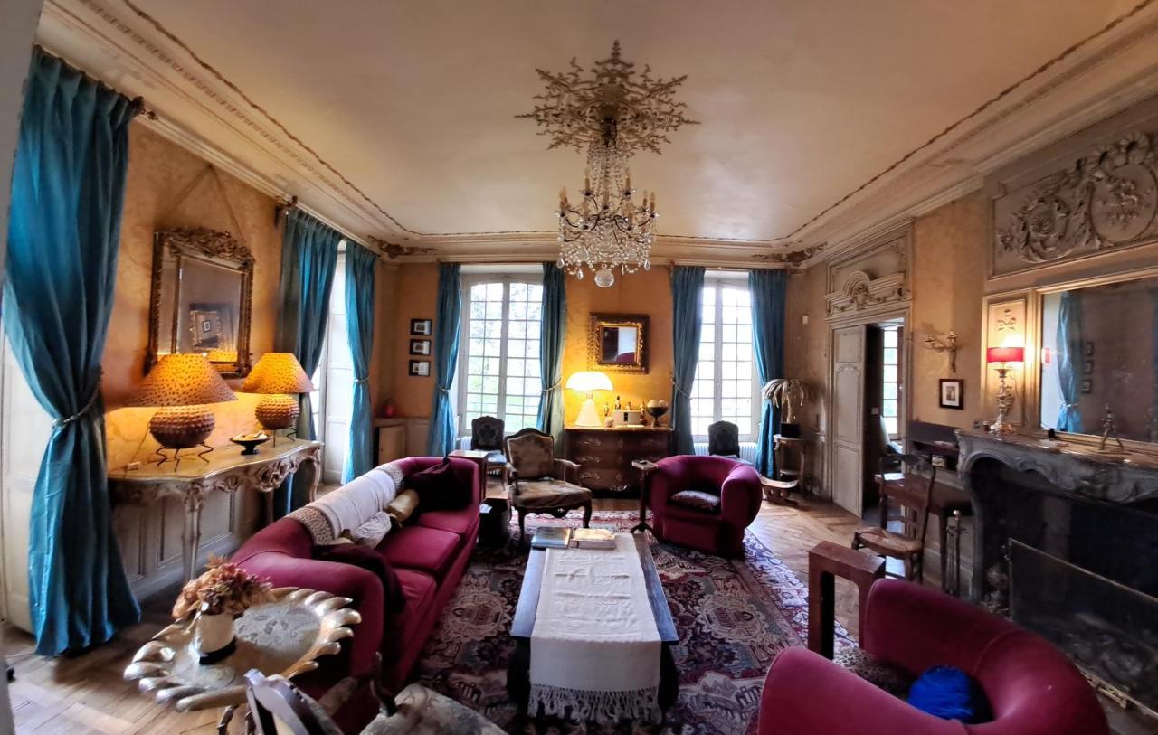 Chateau De Mauvilly Buitenkant foto